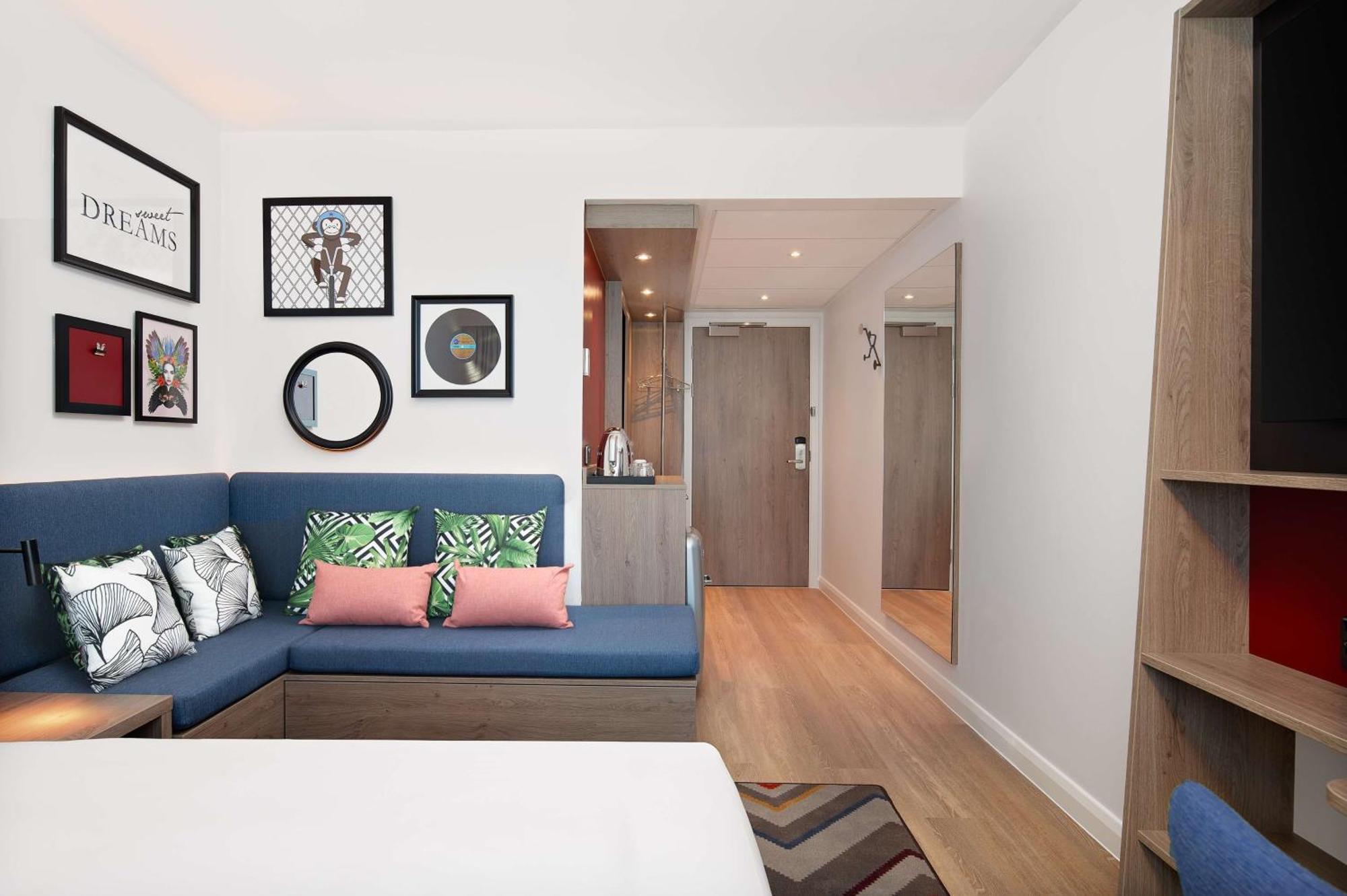 Hampton By Hilton High Wycombe Hotell Eksteriør bilde