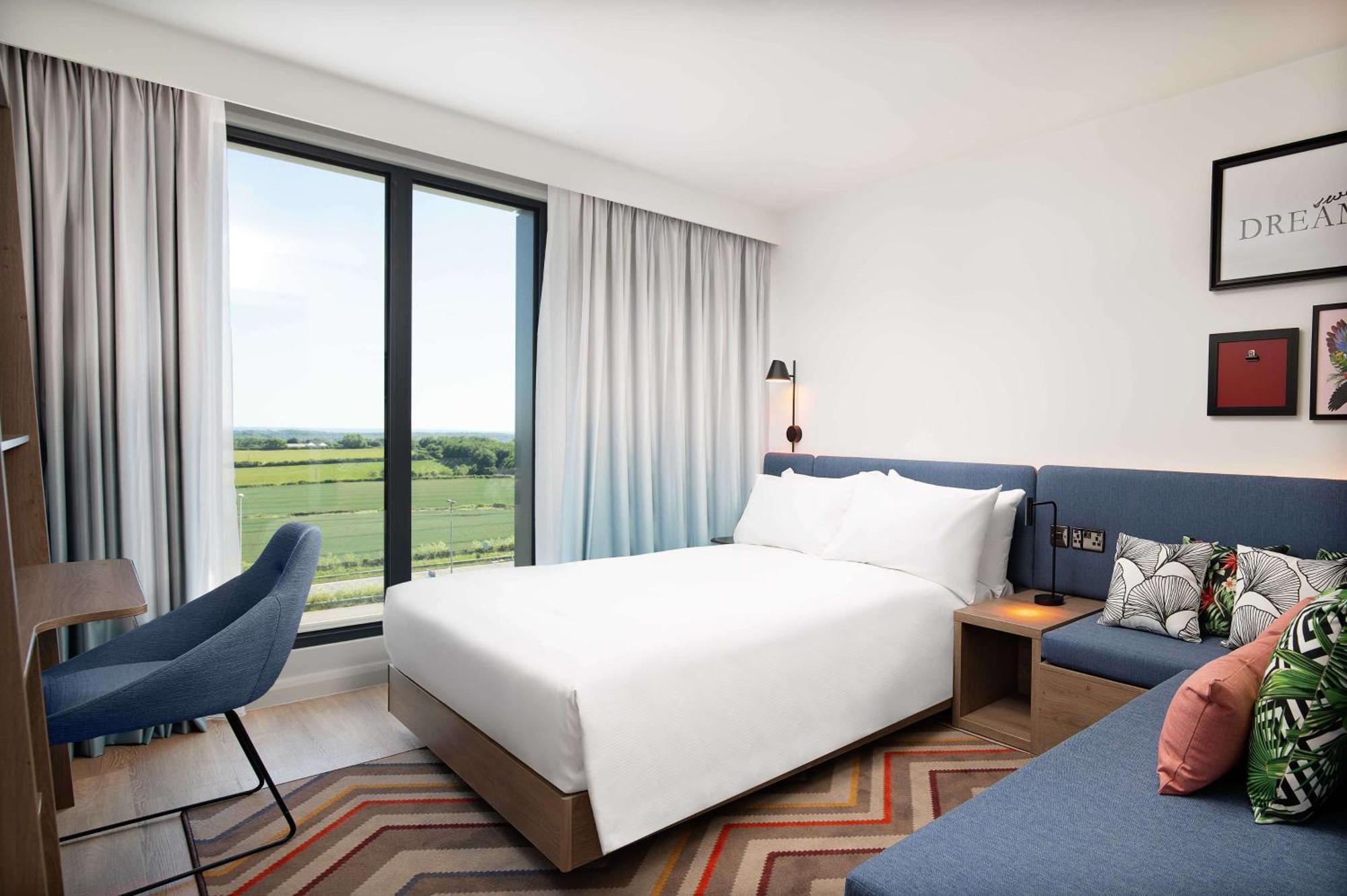 Hampton By Hilton High Wycombe Hotell Eksteriør bilde