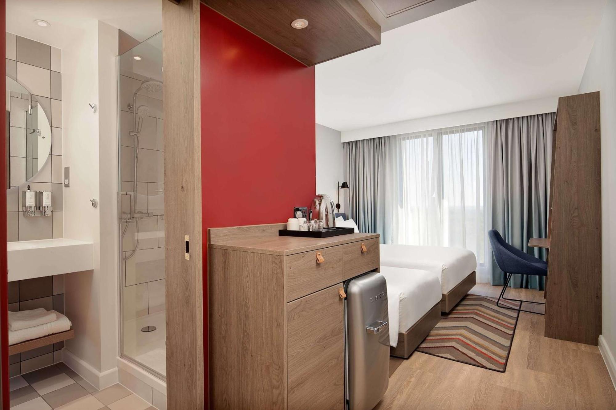 Hampton By Hilton High Wycombe Hotell Eksteriør bilde