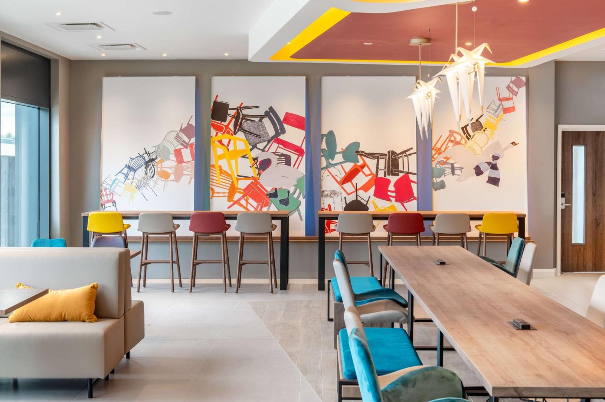 Hampton By Hilton High Wycombe Hotell Eksteriør bilde